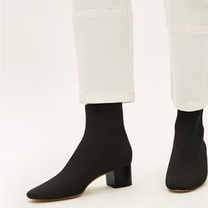 Everlane Black Reknit sock boots. Women’s size 6.